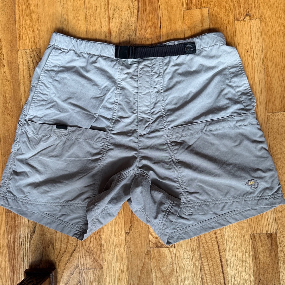 Mountain Hardware Beige Outdoor Woman’s Shorts